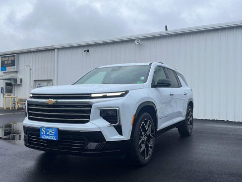New 2026 Chevrolet Traverse High Country w/ LPO, Floor Liner Package FWD image 1