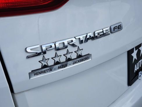 Used 2019 Kia Sportage LX FWD image 13