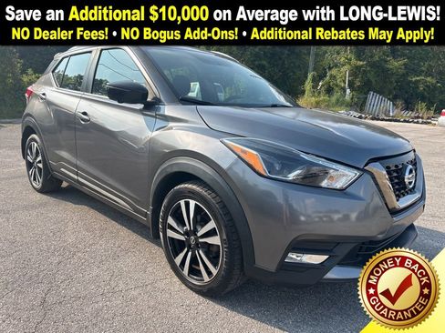 Used 2019 Nissan Kicks SR w/ Exterior Electronics Package image 4