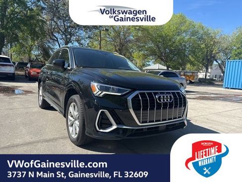 Used 2023 Audi Q3 2.0T Premium image 1