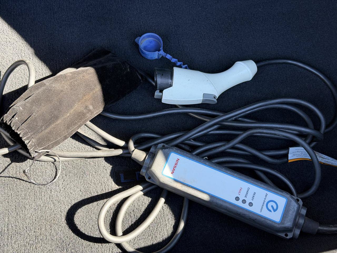 Used 2018 Nissan Leaf SV FWD image 14