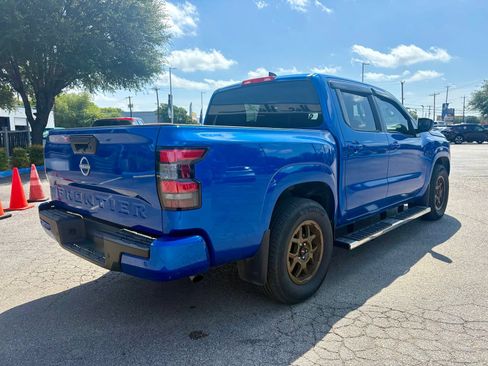 Used 2025 Nissan Frontier SV RWD image 5