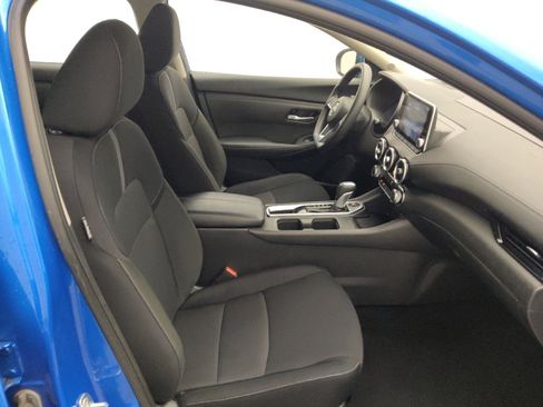 Used 2025 Nissan Sentra SV FWD image 21