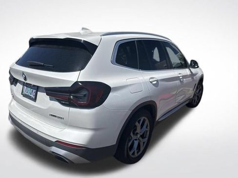 Used 2023 BMW X3 xDrive30i w/ Convenience Package AWD/4WD image 3