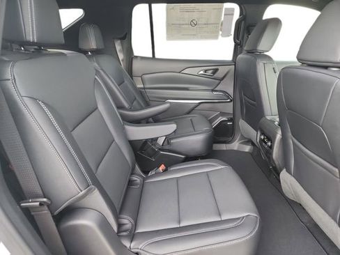 New 2026 Chevrolet Traverse LT w/ Enhanced Driving Package image 10