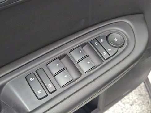 Used 2017 GMC Acadia Limited SLT image 24