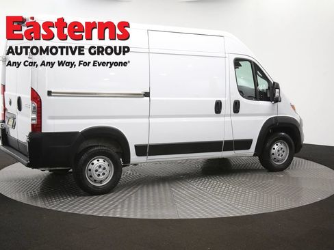Used 2023 RAM ProMaster 2500 w/ Convenience Group FWD image 36