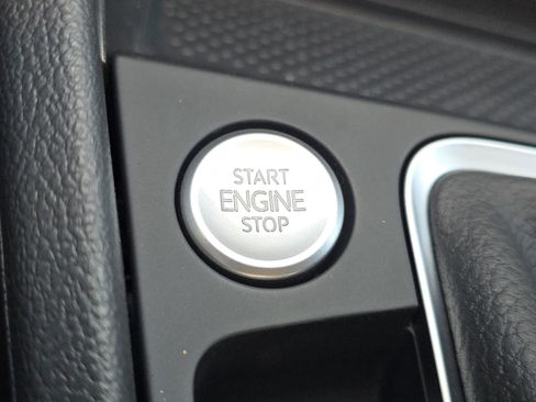 New 2026 Volkswagen Jetta SE image 22