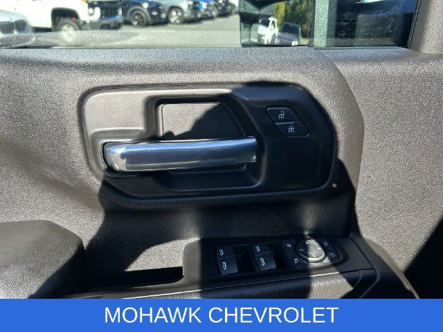 Certified 2022 Chevrolet Silverado 2500 Custom w/ Custom Value Package AWD/4WD image 27