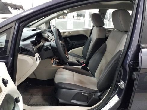 Used 2012 Ford Fiesta S image 9