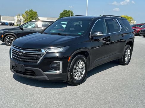 Used 2023 Chevrolet Traverse LT AWD/4WD image 29