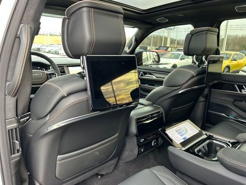 Used 2024 Jeep Grand Wagoneer Series III w/ Rear Seat Video Group 1 image 46