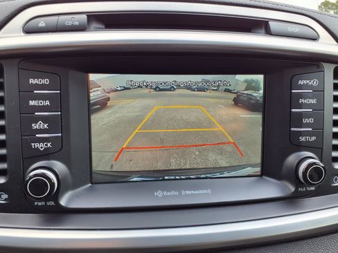 Used 2017 Kia Sorento EX w/ EX Advanced Touring Package image 6