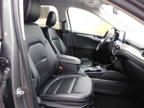 Used 2021 Ford Escape SEL image 28