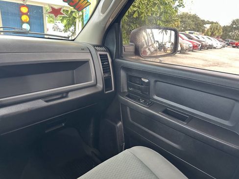 Used 2018 RAM 1500 Express w/ Express Value Package image 15