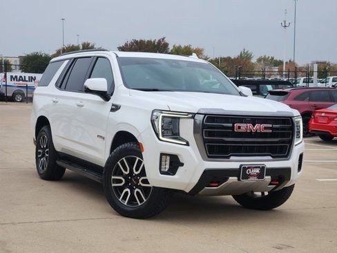 Used 2024 GMC Yukon AT4 w/ Technology Package image 2
