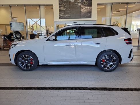 New 2026 BMW X3 xDrive30i w/ M Sport Package AWD/4WD image 2