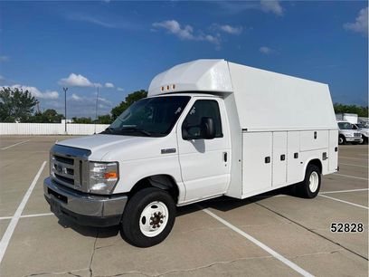 Used 2019 Ford E-450 and Econoline 450 Super Duty w/ Power Windows & Locks Group