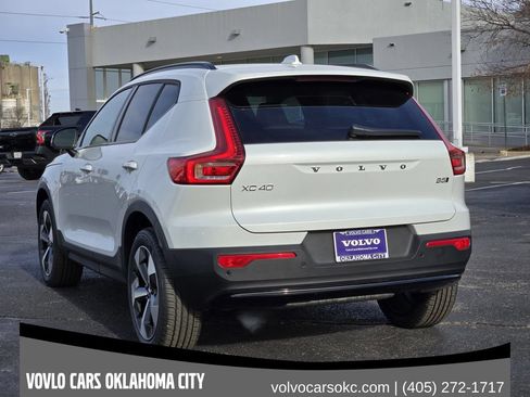 Used 2026 Volvo XC40 B5 Plus w/ Protection Package Premier AWD/4WD image 5