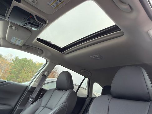 Used 2023 Subaru Outback Limited XT image 33