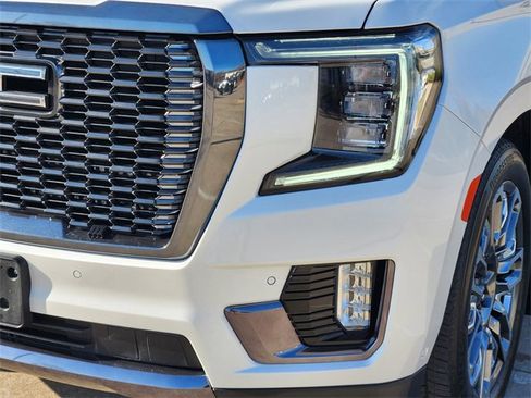 Used 2024 GMC Yukon Denali Ultimate w/ LPO, Floor Liner Package image 9