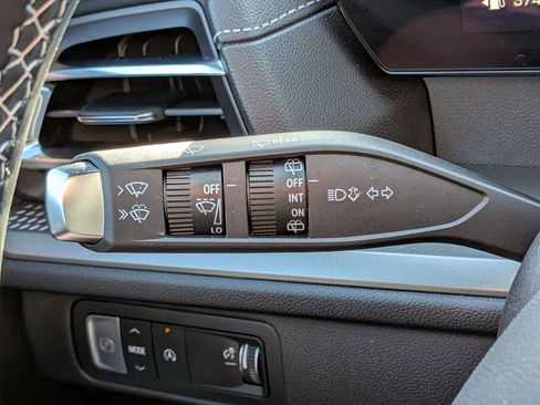 Used 2026 Chevrolet Traverse LT w/ LPO, Floor Liner Package FWD image 21