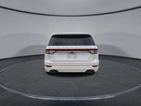 Used 2021 Lincoln Aviator Reserve w/ Equipment Group 208A RWD image 7