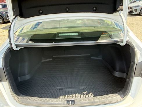Used 2026 Toyota Corolla LE FWD image 26