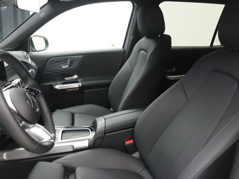Certified 2026 Mercedes-Benz GLB 250 image 32