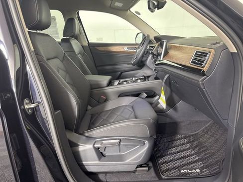 New 2026 Volkswagen Atlas SE AWD/4WD image 4