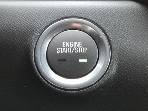 Used 2022 GMC Terrain SLE w/ Driver Convenience Package image 12