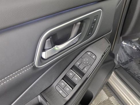 New 2026 Nissan Rogue Platinum image 41