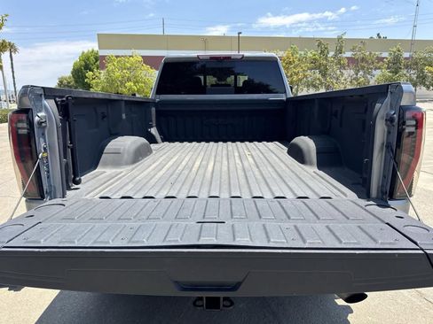 Used 2024 GMC Sierra 2500 AT4 w/ AT4 Premium Plus Package image 35