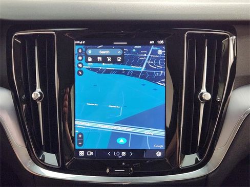 Used 2024 Volvo S60 B5 Core image 17