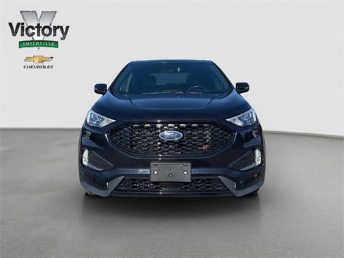 Used 2022 Ford Edge ST image 2