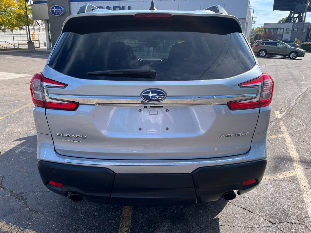 Certified 2024 Subaru Ascent Premium w/ Convenience Package AWD/4WD image 4