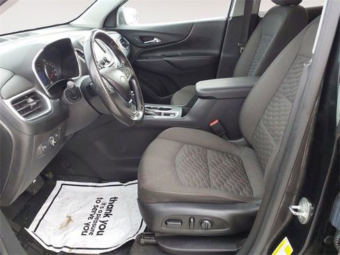 Used 2020 Chevrolet Equinox LT image 9