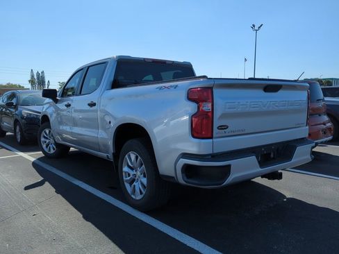 Used 2020 Chevrolet Silverado 1500 Custom w/ Custom Value Package image 7