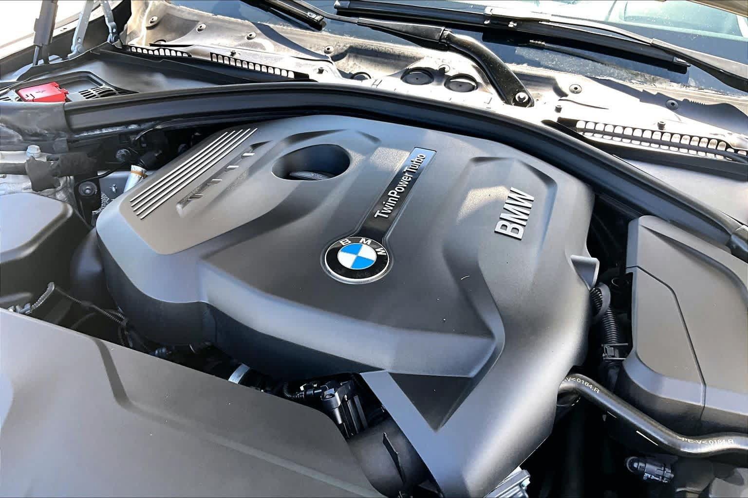 Used 2018 BMW 330i Sedan RWD image 31