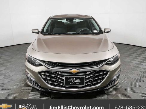 Used 2023 Chevrolet Malibu LT FWD image 25