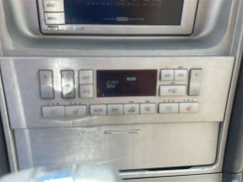 Used 2005 Lincoln Navigator Luxury AWD/4WD image 39