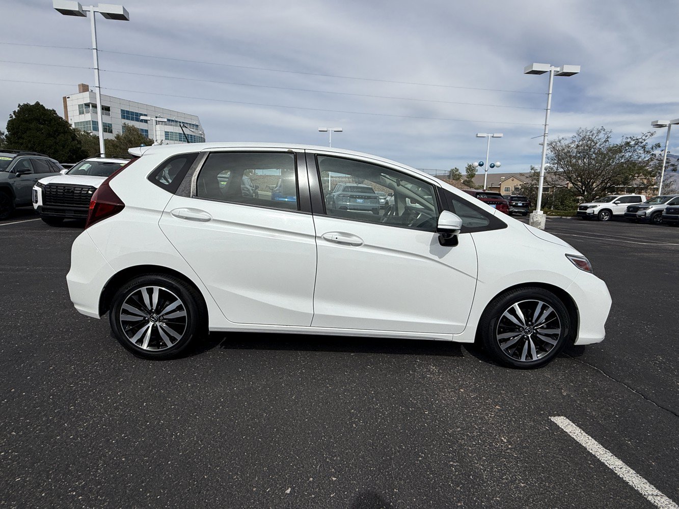 Used 2018 Honda Fit EX image 4