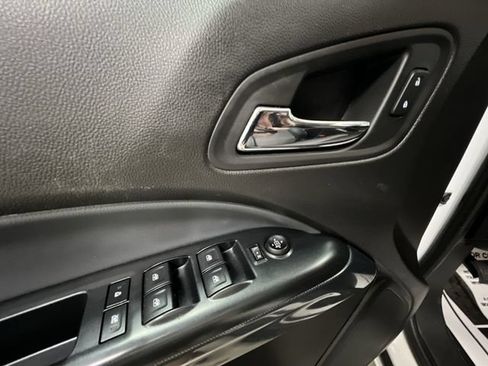 Used 2016 Chevrolet Colorado Z71 AWD/4WD image 22