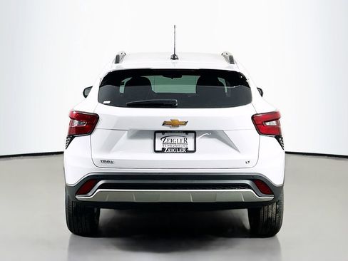 New 2026 Chevrolet Trax LT w/ Driver Confidence Package image 6