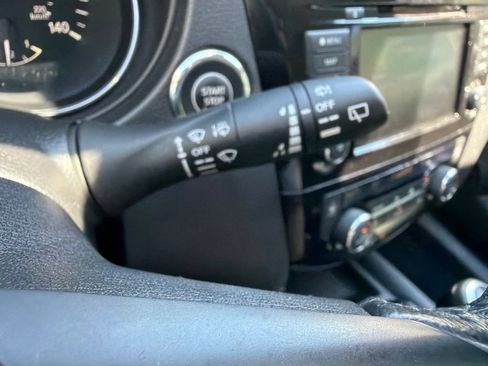 Used 2019 Nissan Rogue Sport SL w/ Premium Package FWD image 30