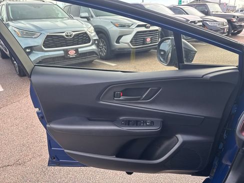 Used 2024 Toyota Prius Prime SE image 31