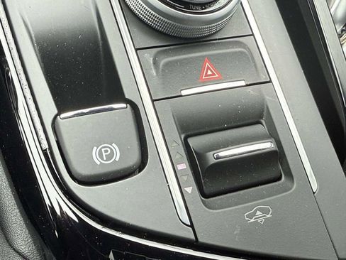 Used 2022 Maserati Levante Modena image 27