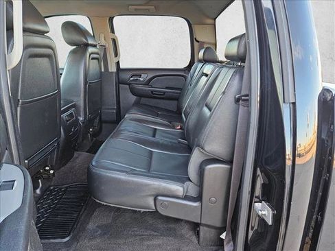 Used 2013 Chevrolet Silverado 2500 LTZ w/ LTZ Plus Package image 18