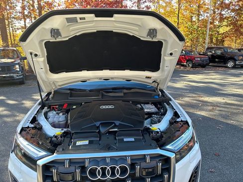 Used 2025 Audi Q7 3.0T Premium Plus image 12