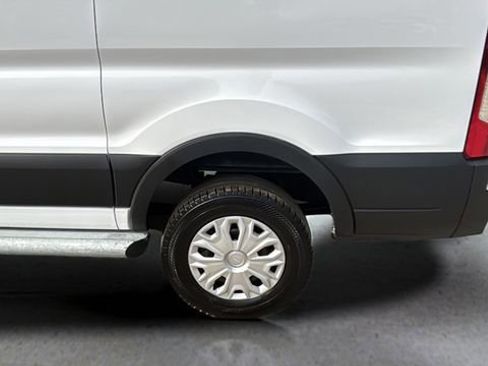 Used 2024 Ford Transit 250 Base w/ Exterior Upgrade Package image 31